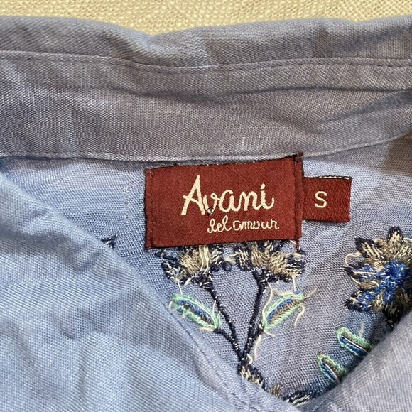 Avani Del Amour Sz Small Embroidered Floral Plaid Shirt Tunic Long Sleeve Button - Picture 3 of 8